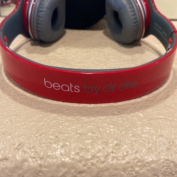 Red Beats by Dr Dre headphones - Picture 6 of 9